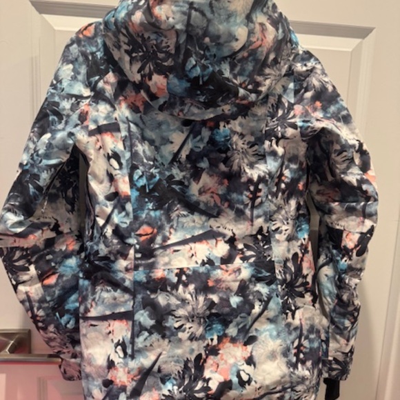 Women's Roxy Ski/Snowboard Jacket, XS - Picture 3 of 9